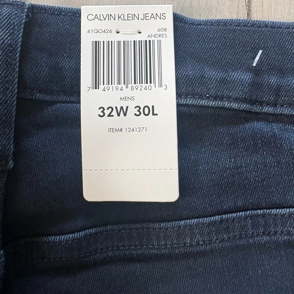 NWT Calvin Klein Jeans Men's Straight Jeans - Dark Navy Size 32Wx30L
